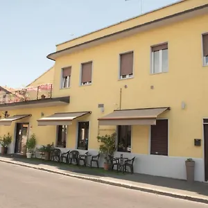 Il Ragno D'oro , Rho Italien